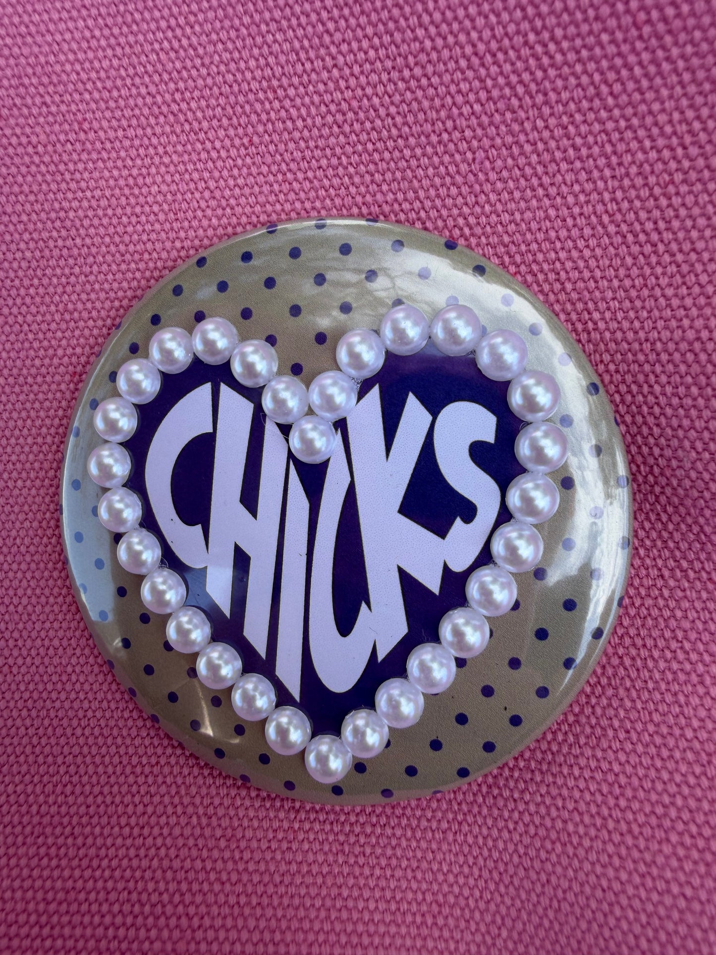 3" Chicks Heart w/Pearl